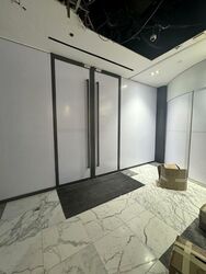 The Heeren (D9), Retail #501840081